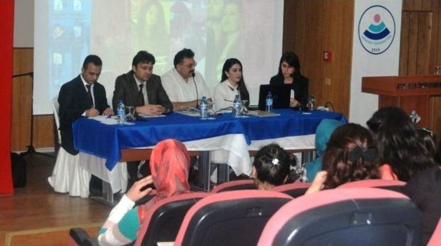 Yahya Kemal As&uuml;&rsquo;de Anıldı