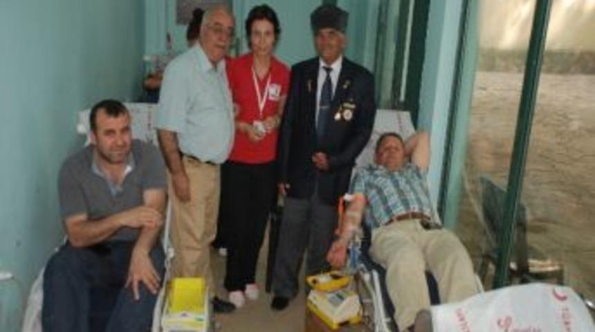 Gazilerden Kan Bağışı Kampanyası