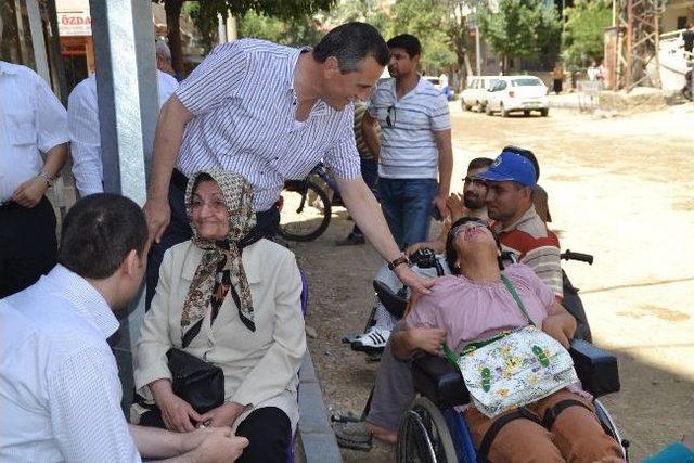 Manifaturacılardan Engellilere Tekerlekli Sandalye 3