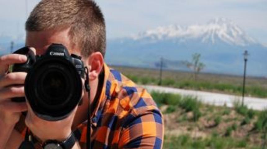 Aksaray &Uuml;niversitesi'ndeki Fotoğraf Yarışmasında Dereceye Girenler Belirlendi