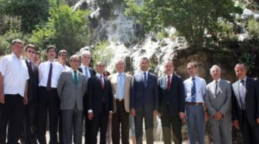 T&uuml;rkiye'nin 23. Doğa Harikası G&uuml;ney Şelalesi Taşındı