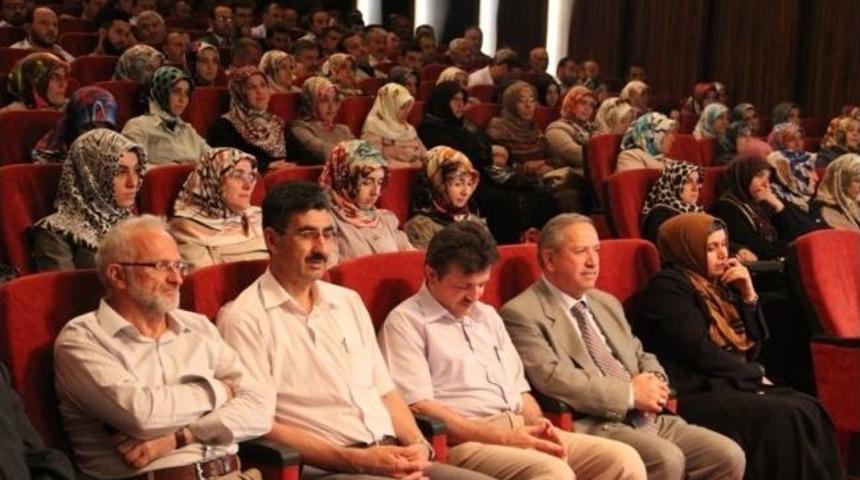 Yazar Sema Maraşlı Sakarya&rsquo;da Seminer Verdi