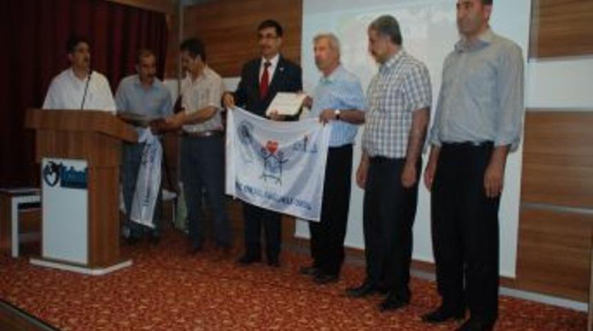 İl Milli Eğitim M&uuml;d&uuml;r&uuml; &Ouml;zkan: Temiz Olmayan Okul &Ouml;rnek &Ouml;ğrenci Yetiştiremez