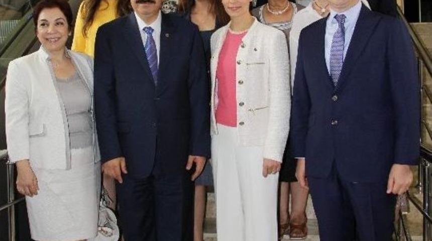 Gaziantep &Uuml;niversitesi &Ouml;ğrencileri B&uuml;t&uuml;n Girişimcilik &Ouml;d&uuml;llerini Topladı