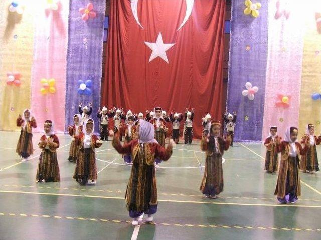 Osmaneli de Okul &Ouml;ncesı Eğitim Şenlikleri 2