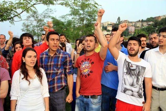 Öğrenciler Gezi Park Olaylarını Protesto Etti