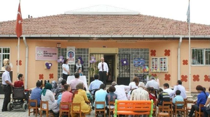 Miniklerden Engelliler Yararına Mavi Kapak