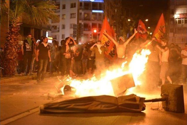 İzmir'de 'Gezi Parkı' eylemi sabaha kadar sürdü