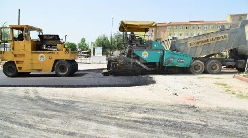 Sarı&ccedil;am&rsquo;da Asfalt Hamlesi S&uuml;r&uuml;yor