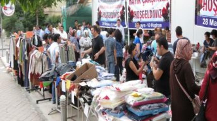 Salihli Eğitim G&ouml;n&uuml;ll&uuml;leri Derneği Hayır &Ccedil;arşısı A&ccedil;tı