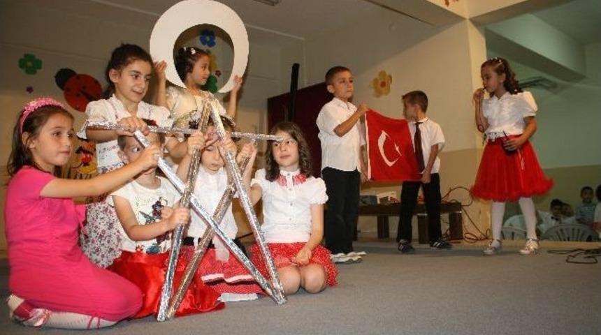 1.sınıf &Ouml;ğrencileri İzleyenleri B&uuml;y&uuml;ledi