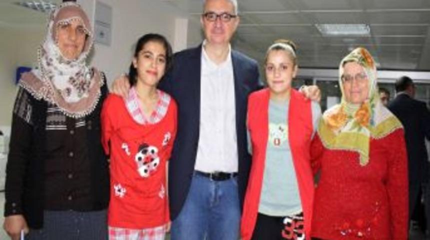 Annelerinden Nakledilen Karaciğerle Hayata Tutundular