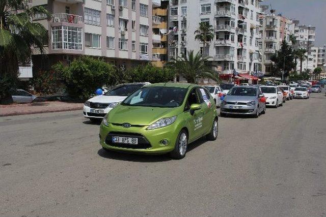 Mersin’de Sigortacılardan Konvoy