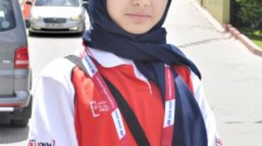 Annesiz B&uuml;y&uuml;yen Akdi, T&uuml;rk&ccedil;e Olimpiyatları'nda Duygulu Anlar Yaşatacak