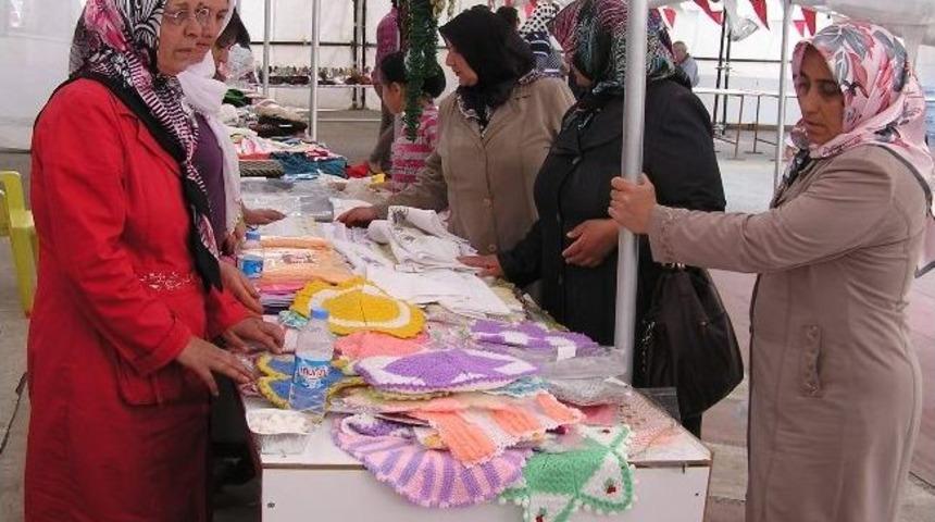 &Uuml;lk&uuml;c&uuml; İş&ccedil;iler Fakirler Yararına Kermes A&ccedil;tı