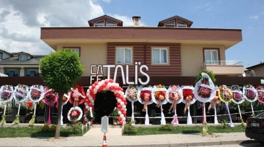 Sakarya Valisi B&uuml;y&uuml;k, Kafe A&ccedil;tı