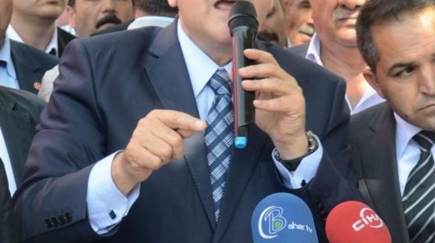 Oktay Vural: Başbakan Erdoğan H&uuml;rrem Sultan Sendromu Yaşıyor