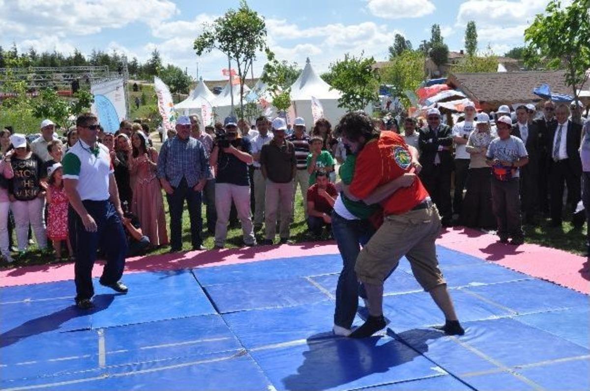 Sabantoy Bayramı Bu Yıl Eskişehir&rsquo;de Kutlandı