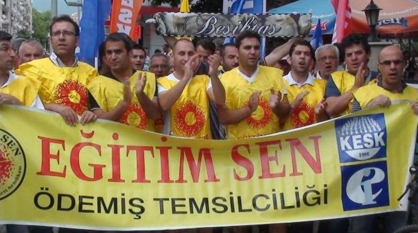 Taksimdeki Olaylar &Ouml;demiş'te Y&uuml;r&uuml;y&uuml;şle Protesto Edildi
