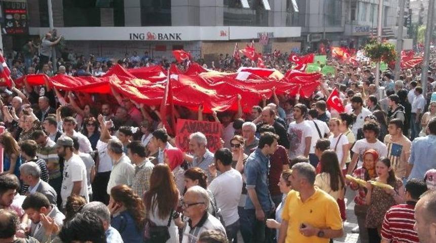 Trabzon'da 'gezi Parkı' Protestosu