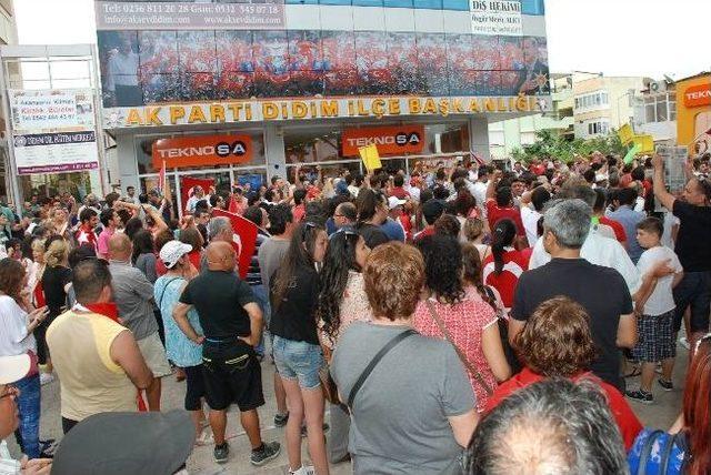 Gezi Parkındaki Olaylara Bir Tepki De Didim’den