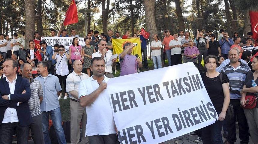 Kocaeli'nde Taksim'deki Ağa&ccedil; Kesimine Tepki