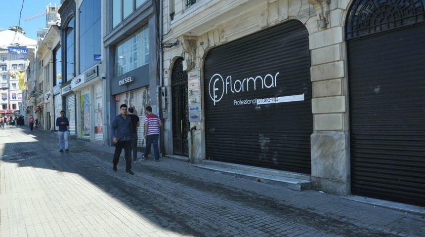 Taksim&rsquo;deki Olaylar En &Ccedil;ok Esnafı Mağdur Etti