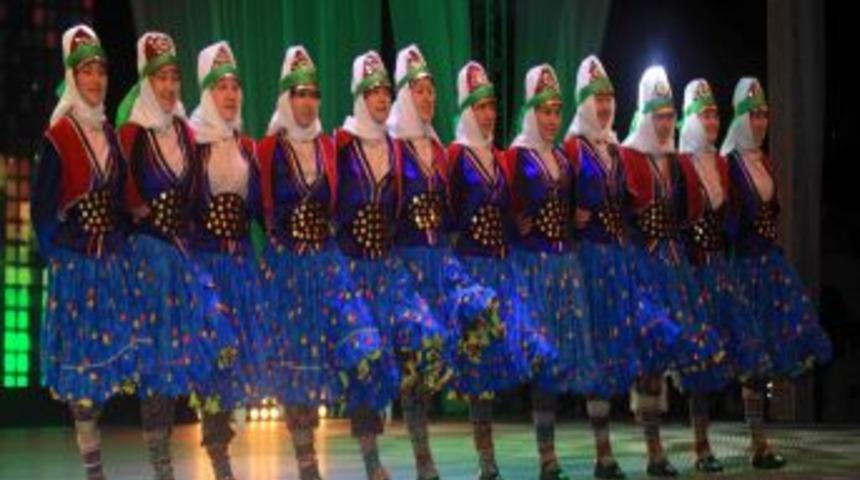 Mersin'de T&uuml;rk&ccedil;e Coşkusu