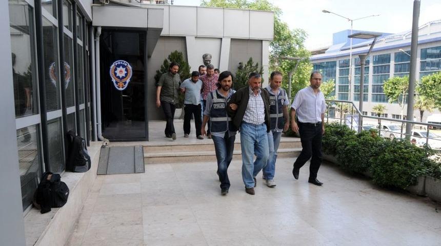 20 Yıllık Cinayeti, Robot Resmi 20 Bin Fotoğrafla Karşılaştırıp &Ccedil;&ouml;zd&uuml;ler