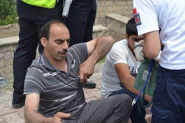 Kayseri&rsquo;de Trafik Kazası:3 Yaralı 2