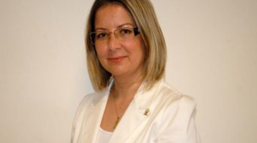 AK Parti Antalya Kadın Kolları Başkanlığı'na Esra &Ouml;zko&ccedil; Atandı