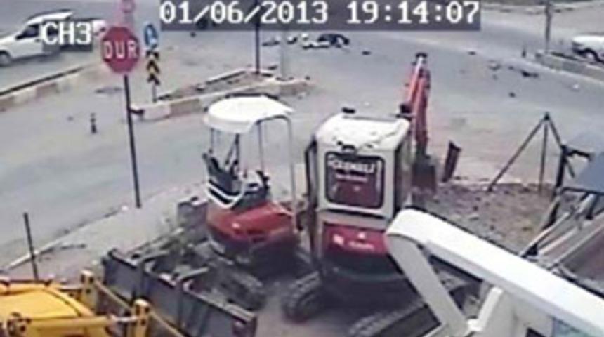 Baba-oğul kazada &ouml;ld&uuml;