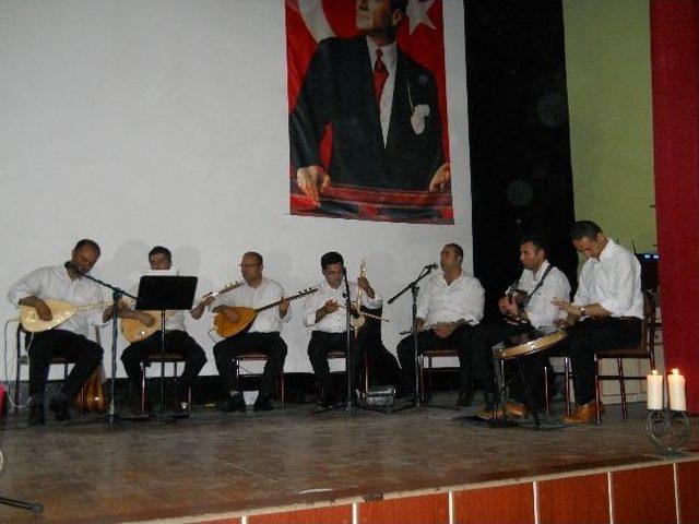 Bozdoğan Halk Eğitim Merkezi&rsquo;nden T&uuml;rk Halk M&uuml;ziği Konseri 1