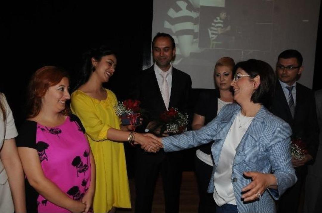 Kipaş Eğitimde Mezuniyet Coşkusu