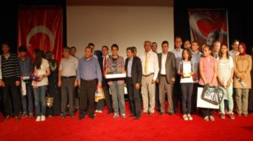 Armağan: Ecdadımızın &Ouml;v&uuml;nebileceği Bir Toplum I&ccedil;in Hepimize G&ouml;rev D&uuml;ş&uuml;yor