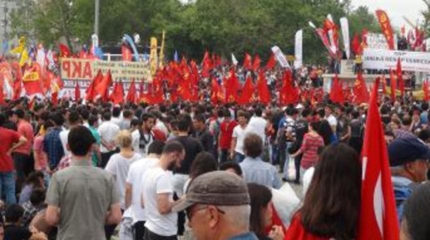 Eylemciler Yeniden Taksim'de