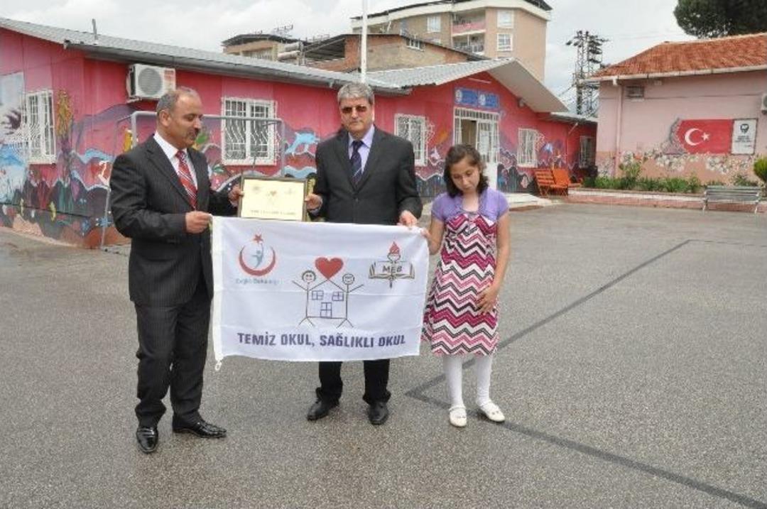 Nazilli İş Okulu&rsquo;na Beyaz Bayrak