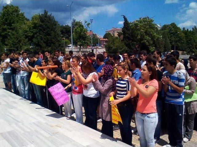 Vize Meslek Yüksek Okulu Öğrencileri Gezi Parkı İçin Yürüdü