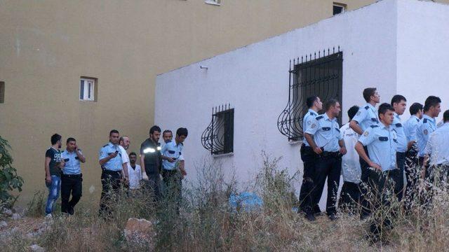 Kız Kardeşinin Erkek Arkadaşını &Ouml;ld&uuml;rd&uuml; 1