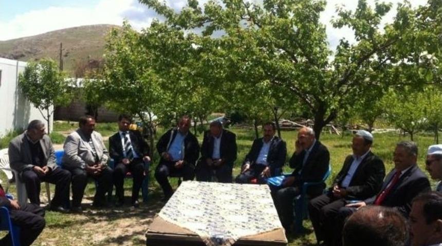 Ak Parti K&ouml;y Ziyaretlerine Devam Ediyor