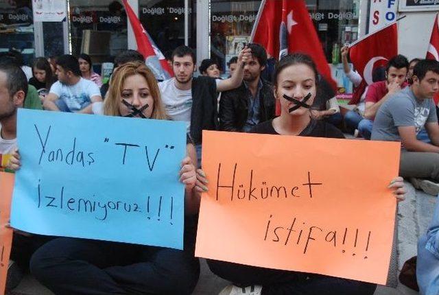 Afyonkarahisar’da Taksim’e Destek Eylemi