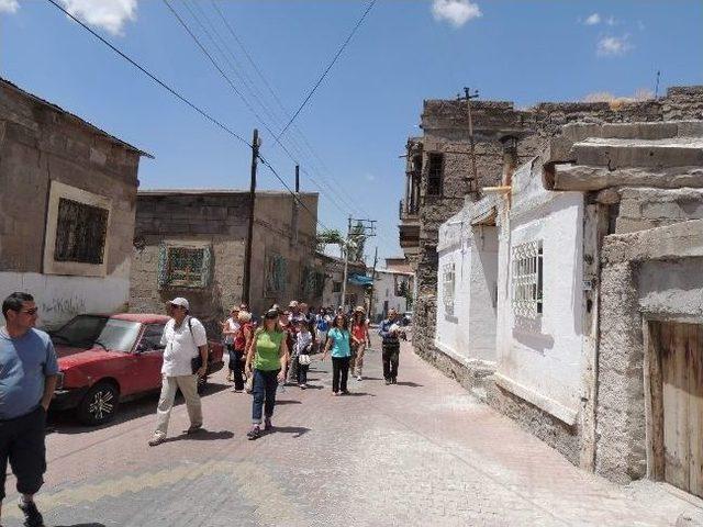 Bakırköy Kültür Derneği’nden Develi Gezisi