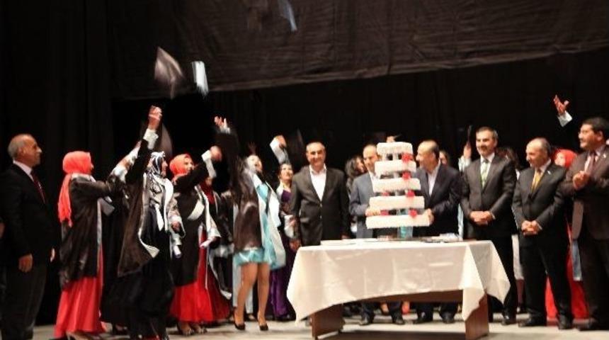 Sadullah Gencer Anadolu Lisesi 4. Mezunlarını Verdi