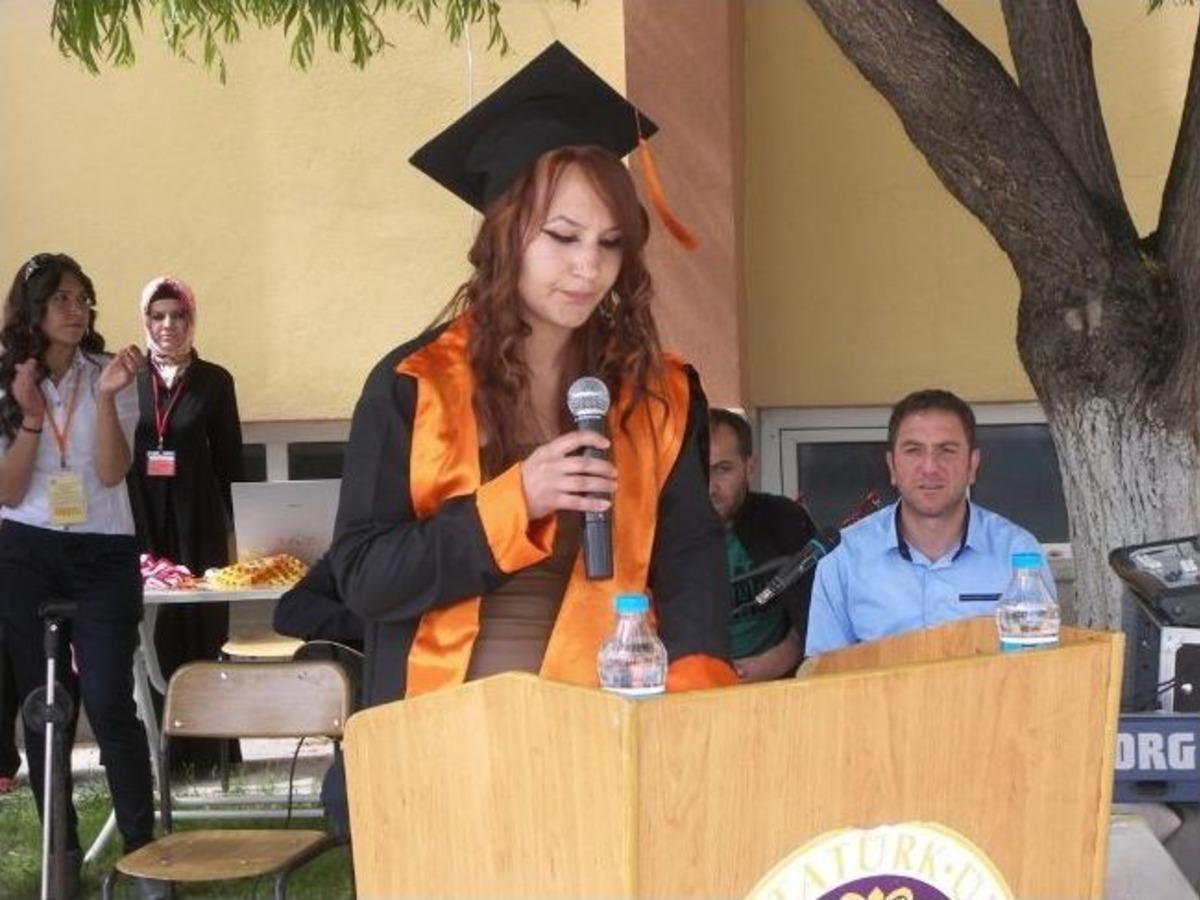 Narman Myo'da Mezuniyet Coşkusu