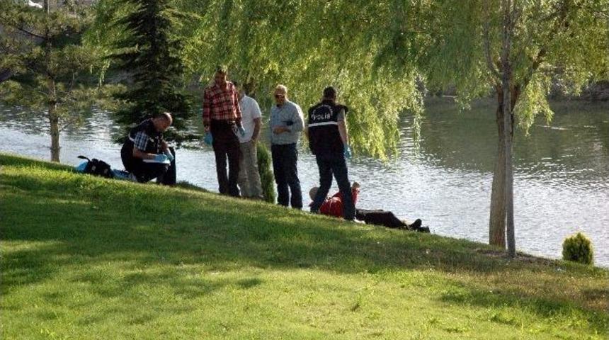 Porsuk Nehri'nde Ceset
