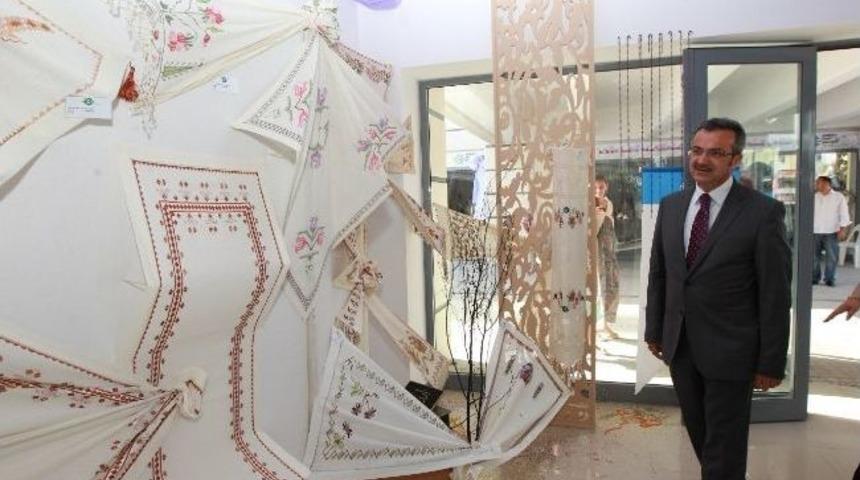 Gesmek Sergileri 9 Haziran'a Kadar A&ccedil;ık