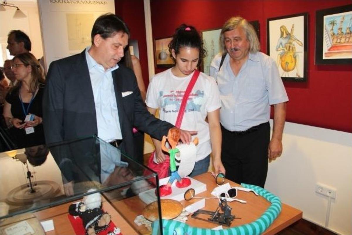 Mizahi Nesneler İlgi &Ccedil;ekti