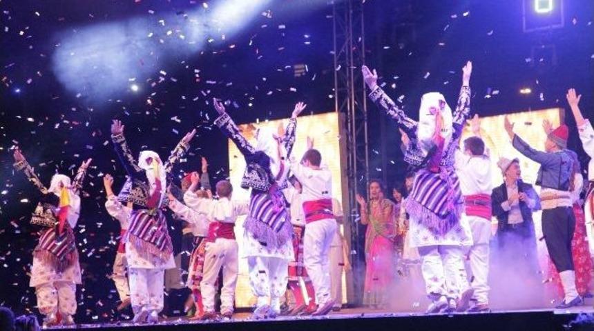 Isparta’da Türkçe Olimpiyatları Coşkusu