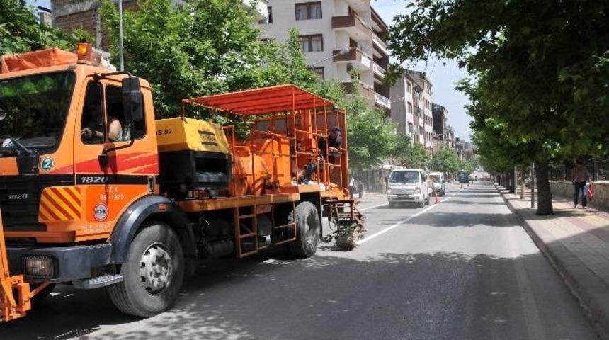 Merzifon Belediyesi&rsquo;nde Hedef 220 Bin Metrekare Sıcak Asfalt