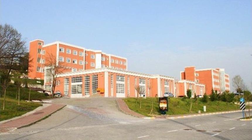 M&uuml;hendislik &Ouml;ğrencilerine Sekt&ouml;rlerinde Eğitim